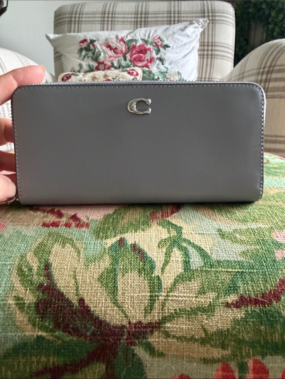 Coach Light Gray Leather Zip Wallet with Silver 'C' Logo